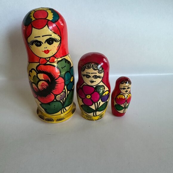 Russian Nesting Dolls - Picture 3 of 3